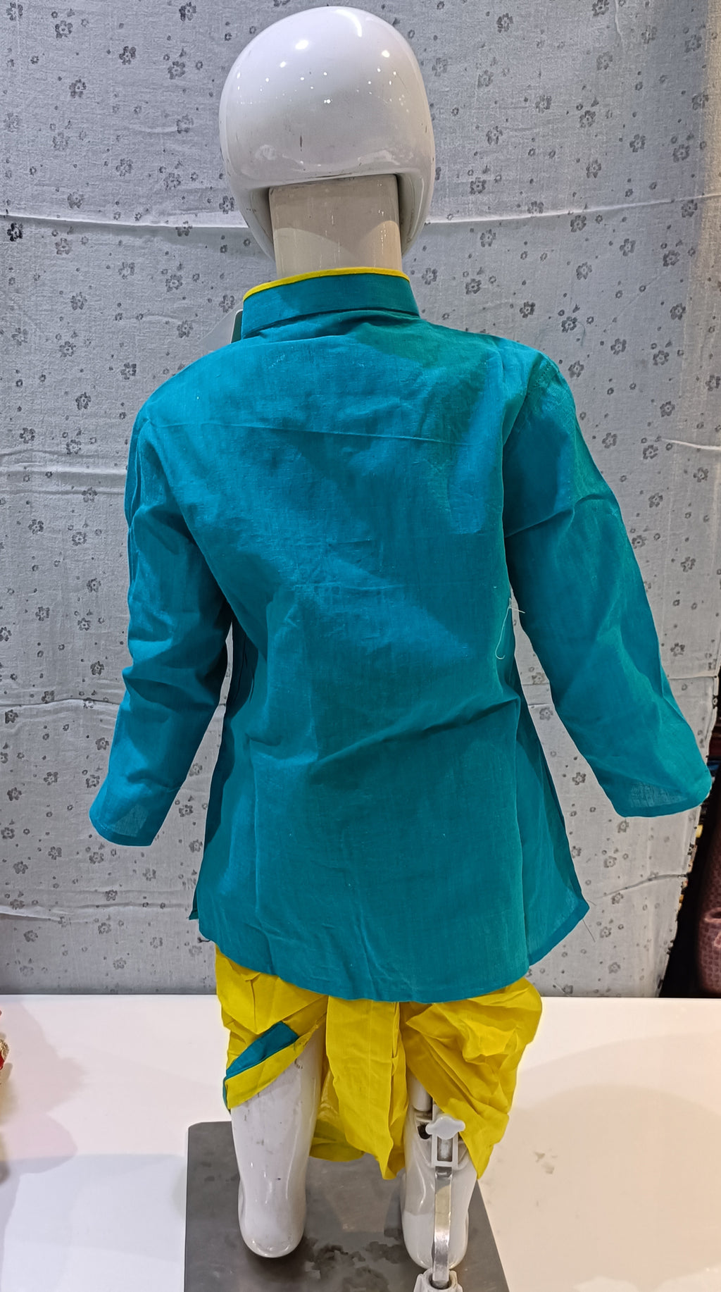 Dhothi kurta
